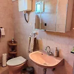 شقة Leon