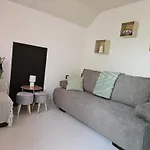 Leon شقة بالاتونسزارسكو